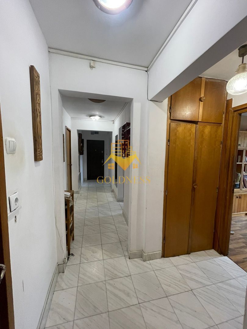 3 camere decomandate Petrom Manastur parcare,boxa,etaj intermediar! - foto 6