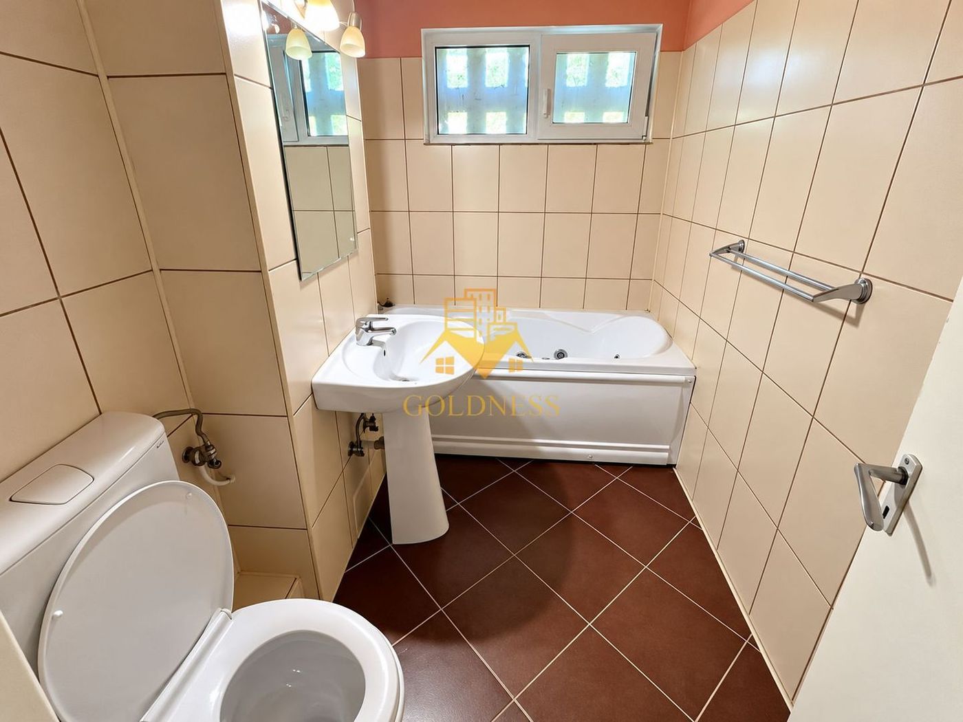 3 camere, Cartierul Gheorgheni, Politia Albac, Hotel Royal,Zona Albini - foto 6