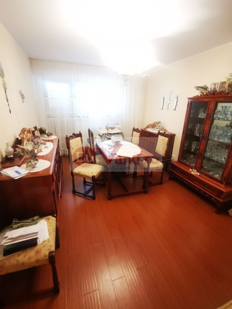 De vanzare apartament cu 3 camere Mazepa 1, BR-uri, etaj 4/10, 98.000 E - foto 6