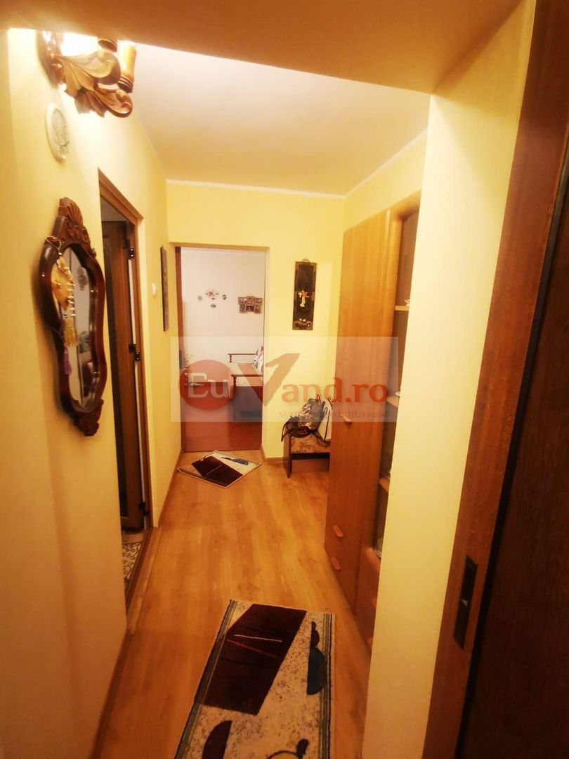 De vanzare apartament cu 3 camere Mazepa 1, BR-uri, etaj 4/10, 98.000 E - foto 7