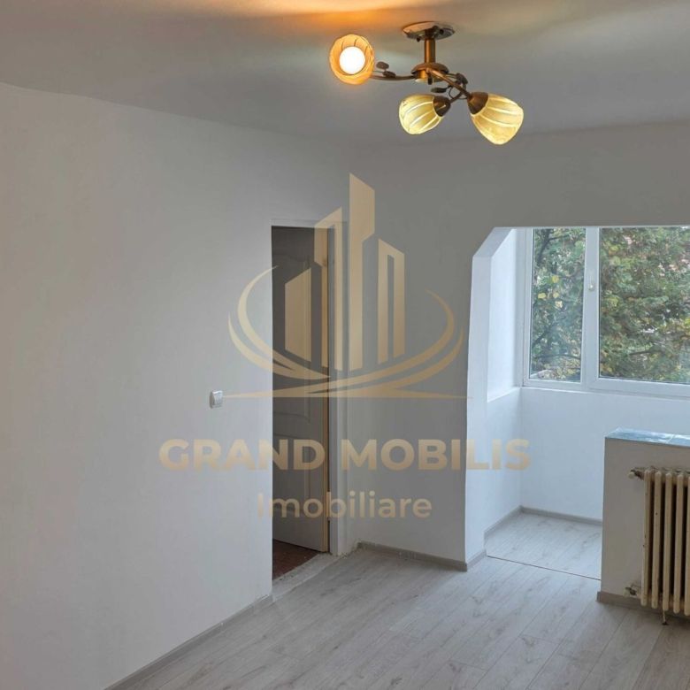 Garsonieră 22 mp + balcon 2,21 mp, etaj 2, Dâmbovița - Imagine principala