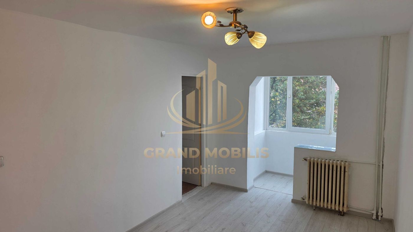 Garsonieră 22 mp + balcon 2,21 mp, etaj 2, Dâmbovița - Imagine principala