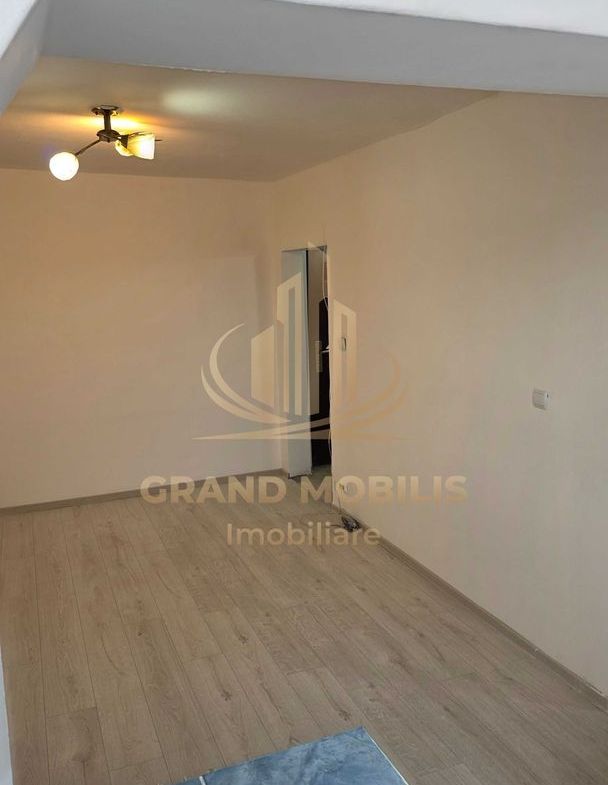 Garsonieră 22 mp + balcon 2,21 mp, etaj 2, Dâmbovița - foto 3