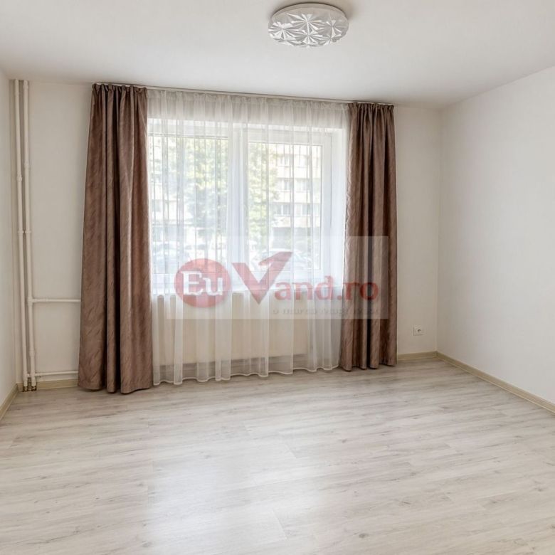 Apartament cu o camera de vanzare – Micro 40, parter, 27 mp, 33.500 E - Imagine principala