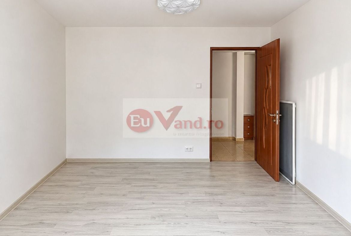 Apartament cu o camera de vanzare – Micro 40, parter, 27 mp, 33.500 E - foto 2