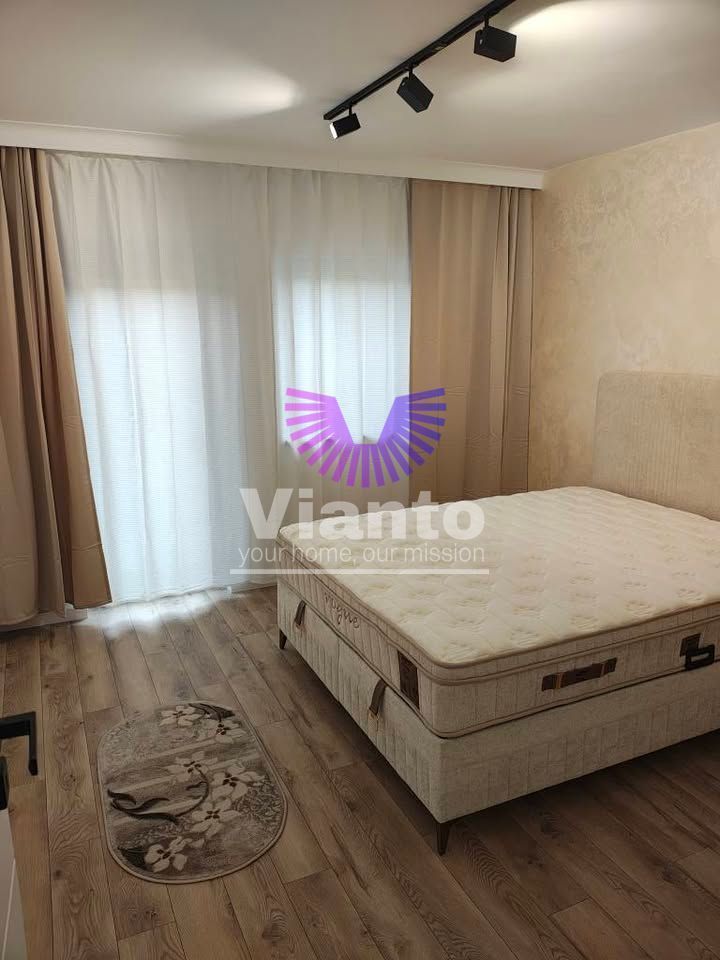 Apartament 3 camere lux // Selimbar Vis-a-vis de mall - Imagine principala