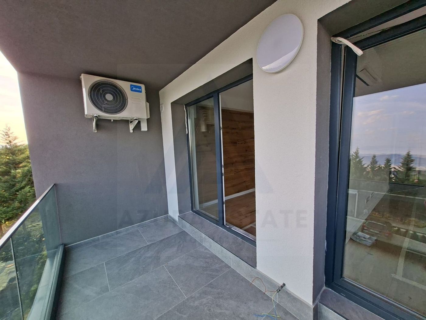 Apartament premium 49.7 mp utili 2 camere si curte 50 mp in Da Vinci - foto 3