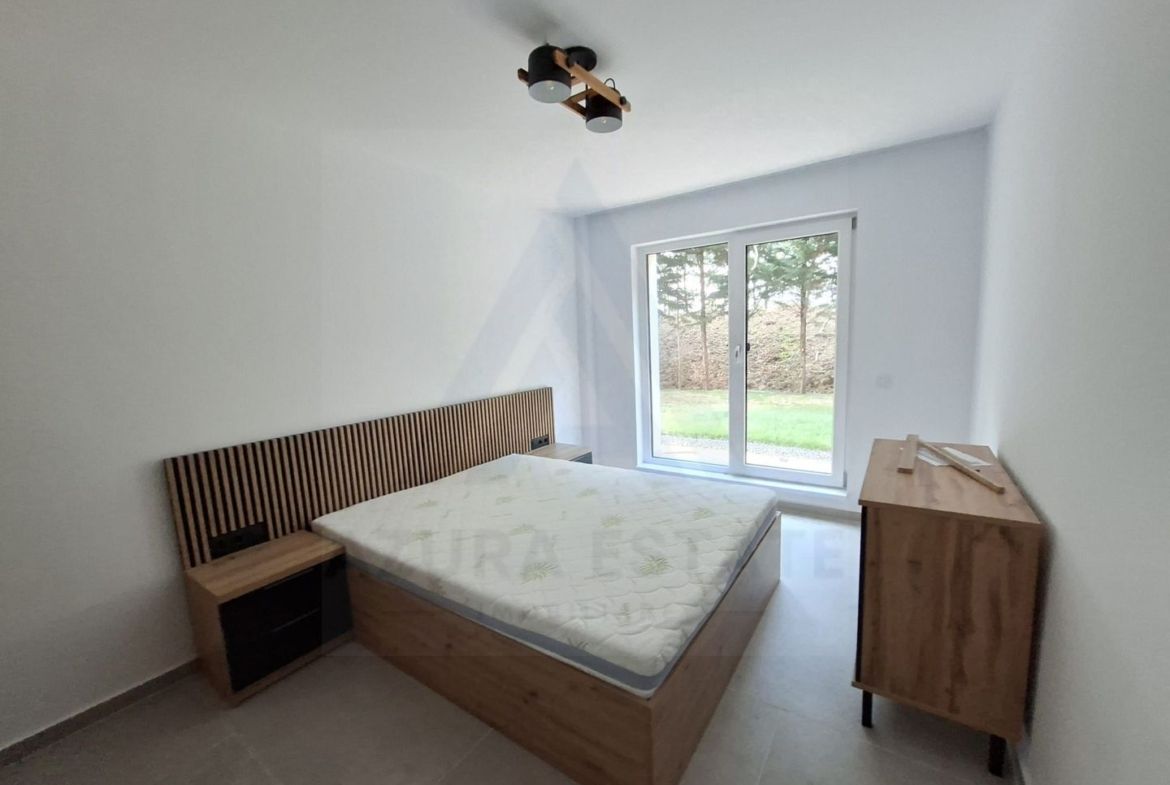 Apartament premium 61.4 mp utili 3 camere 2 bai curte 50 mp Cristian - foto 7