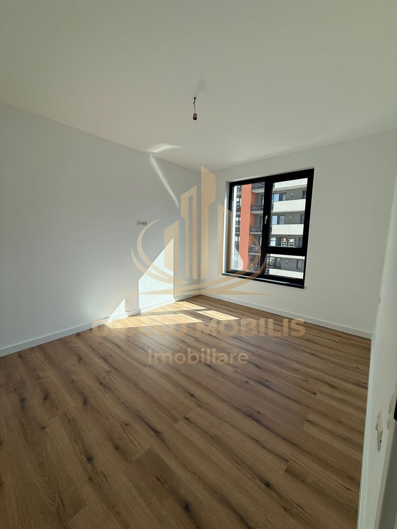 Apartament nou 2026, 3 camere, 2 băi, Sol Residence - foto 3