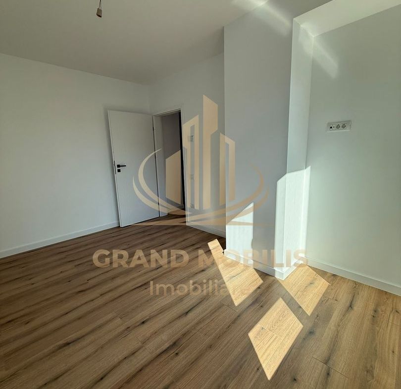 Apartament nou 2026, 3 camere, 2 băi, Sol Residence - foto 4