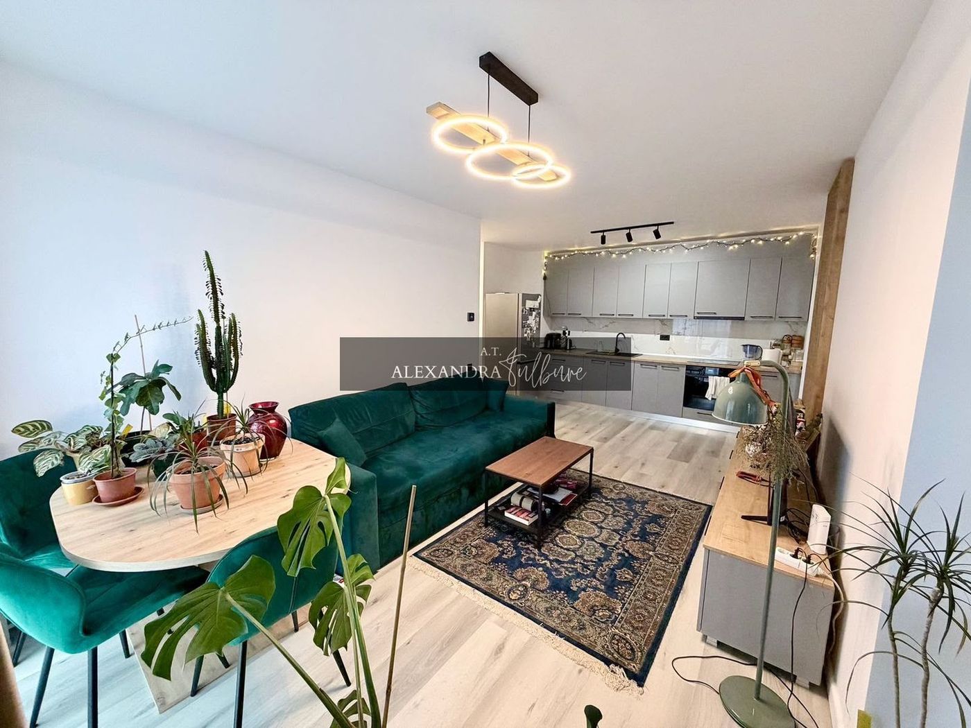 Apartament 3 camere, 62 mp, etaj intermediar, balcon. - foto 2