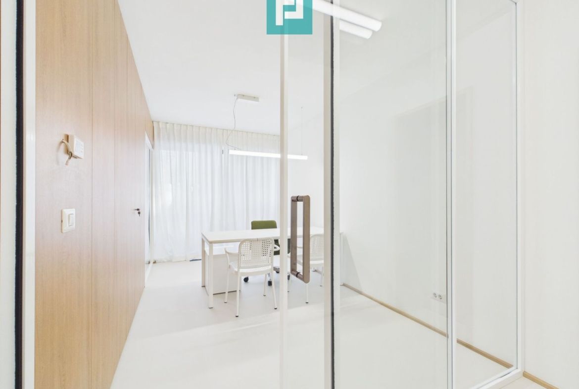Birou 3 camere | Prima închiriere | Zona Centrală - foto 5