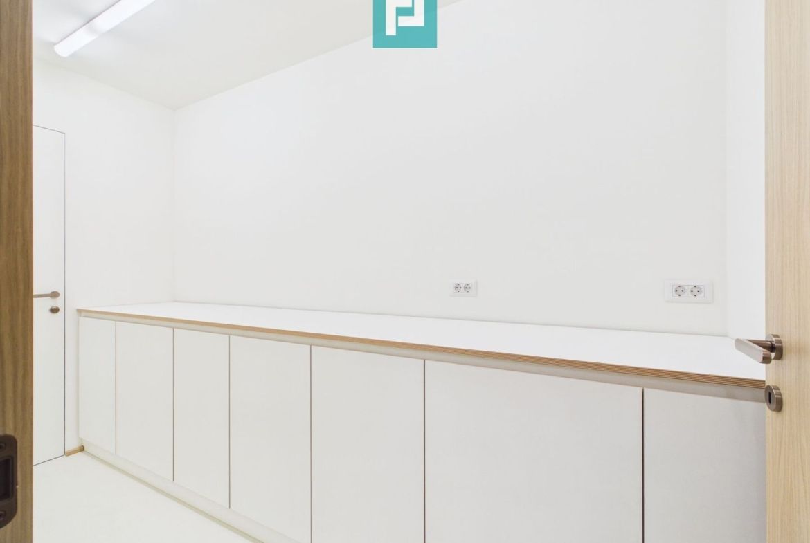 Birou 3 camere | Prima închiriere | Zona Centrală - foto 7