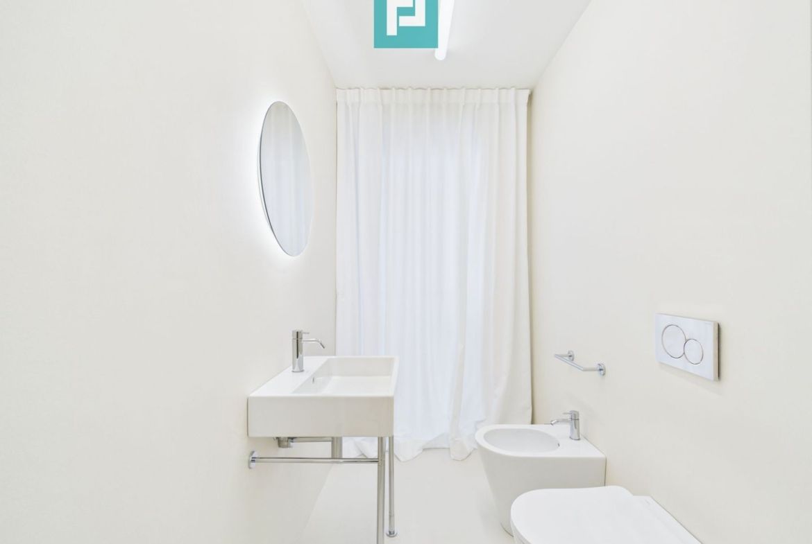 Birou 3 camere | Prima închiriere | Zona Centrală - foto 8