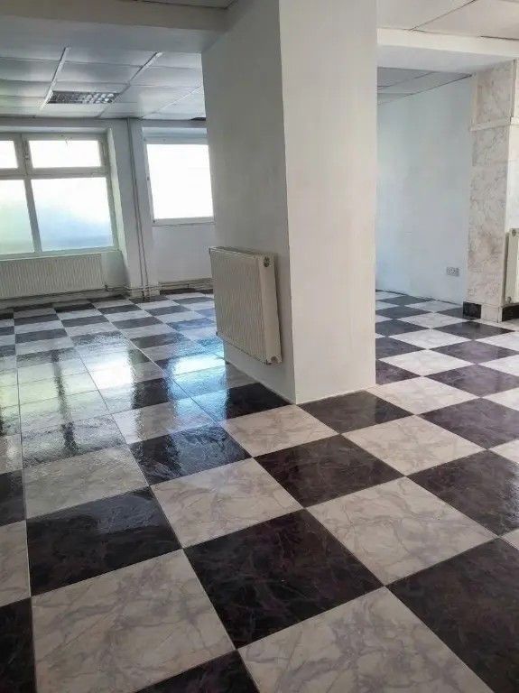 Vând spațiu commercial  81 mp ,zona Iosia . Pret 89 000 euro - Imagine principala