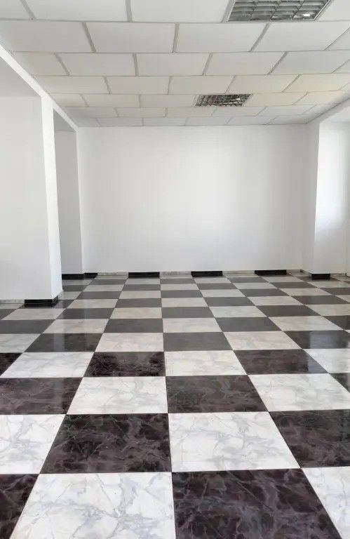 Vând spațiu commercial  81 mp ,zona Iosia . Pret 89 000 euro - foto 2