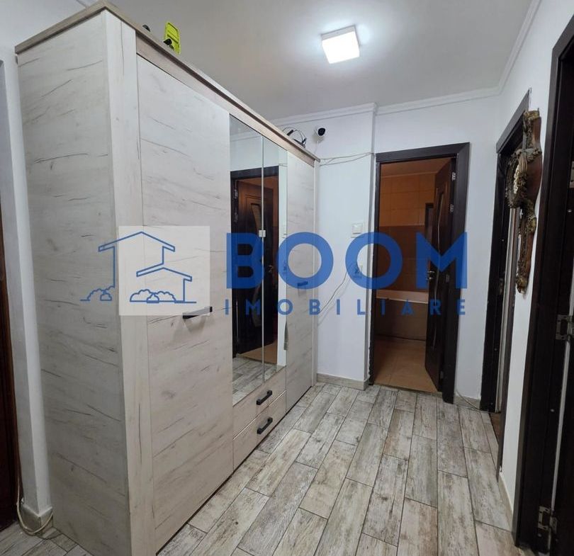 Apartament 3 camere Lenin Sud | Centrala Proprie | Etaj 3 | Boxa | - foto 2