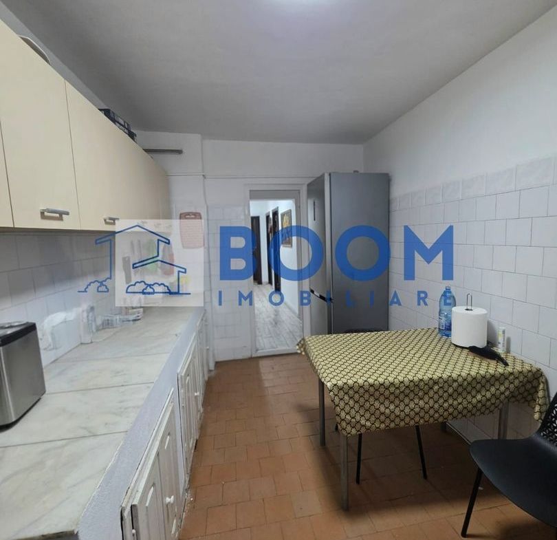 Apartament 3 camere Lenin Sud | Centrala Proprie | Etaj 3 | Boxa | - foto 4