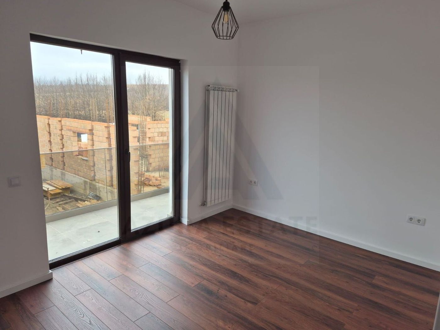 Casa moderna 114 mp utili 4 camere 2 bai si teren 240 mp in Cisnadie - foto 6