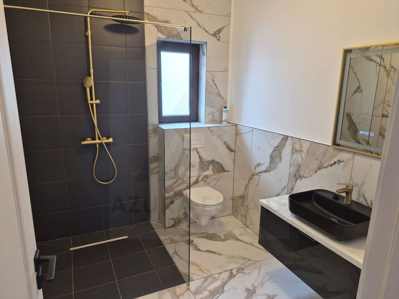 Casa moderna 114 mp utili 4 camere 2 bai si teren 240 mp in Cisnadie - foto 7