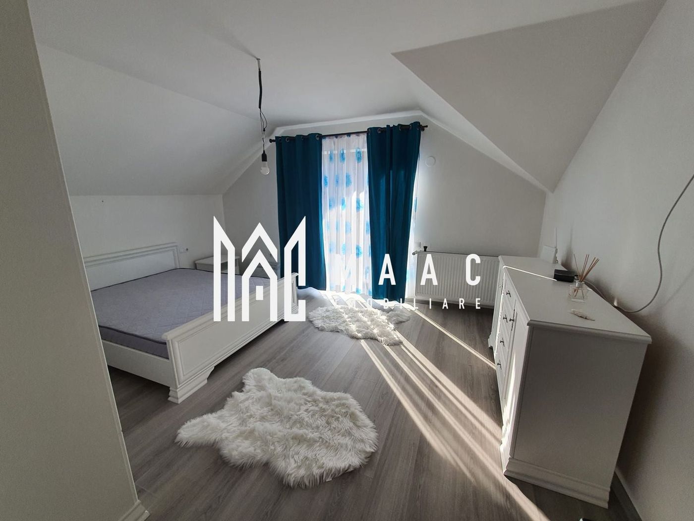 Casă 4 camere de închiriat | Șelimbăr | 134 mp | curte - Imagine principala