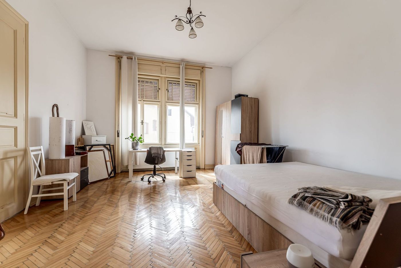 3 camere în Palatul Gemeinhardt, pe malul Begăi | Timișoara - foto 3 3 camere în Palatul Gemeinhardt, pe malul Begăi | Timișoara - foto 3
