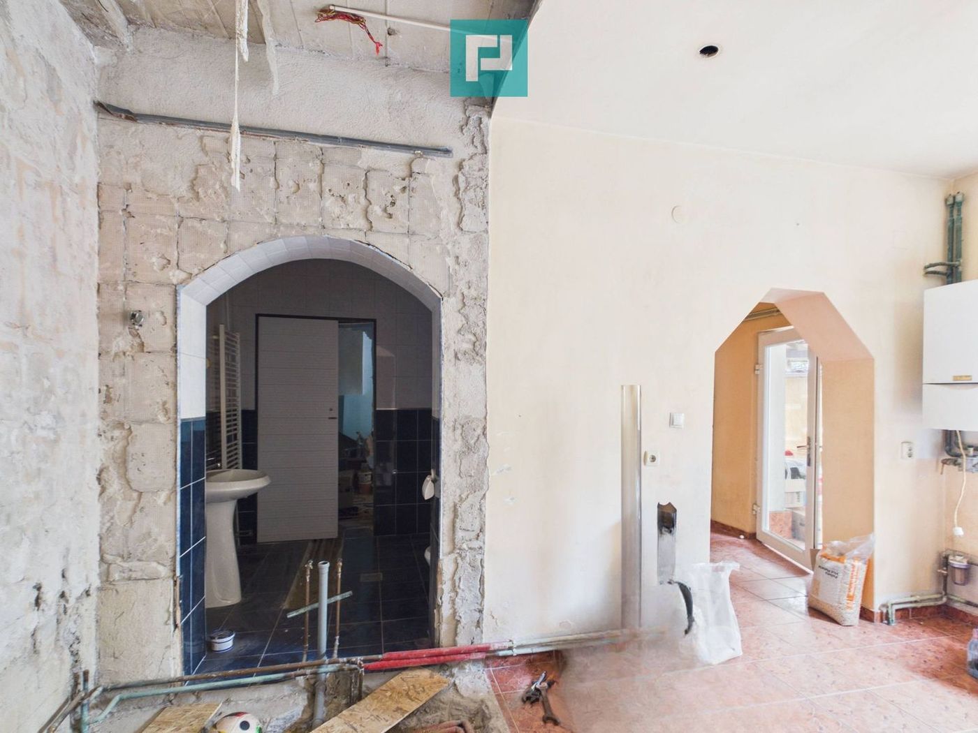 Casă + afacere activă | Venit 1100€/lună - foto 5