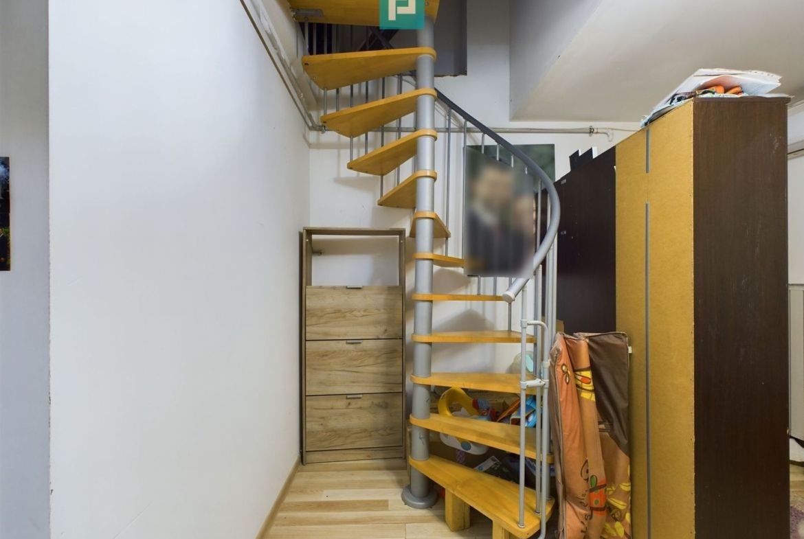 Apartament cu 2 camere pe 2 niveluri în Dumbrăvița - foto 8