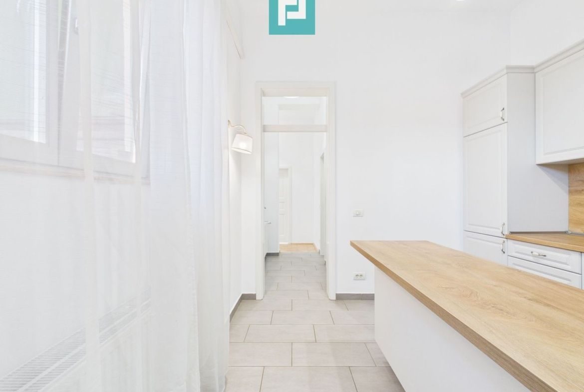Apartament 3 camere, renovat în Zona Ultracentală - Imagine principala
