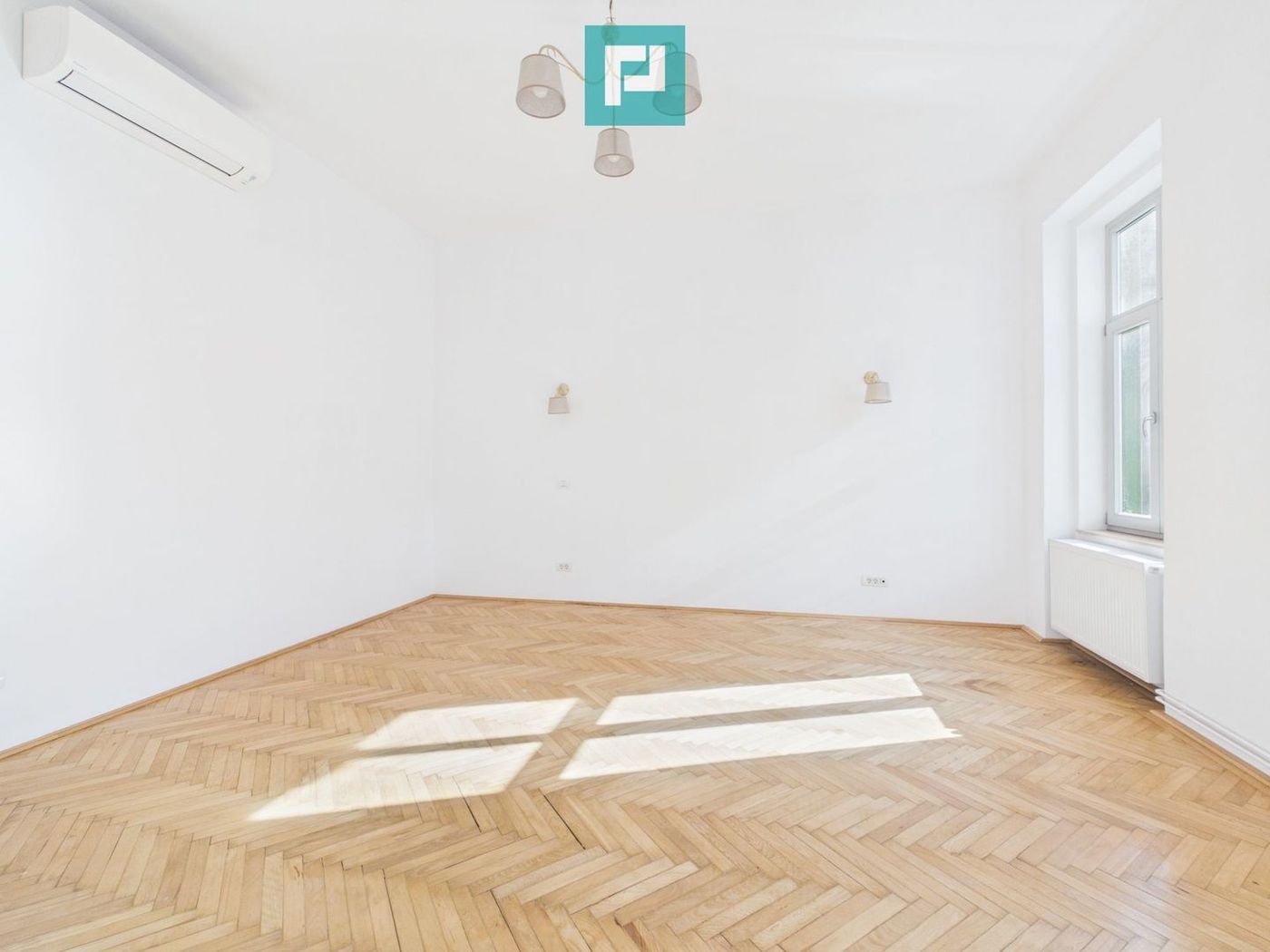 Apartament 3 camere, renovat în Zona Ultracentală - foto 6 Apartament 3 camere, renovat în Zona Ultracentală - foto 6