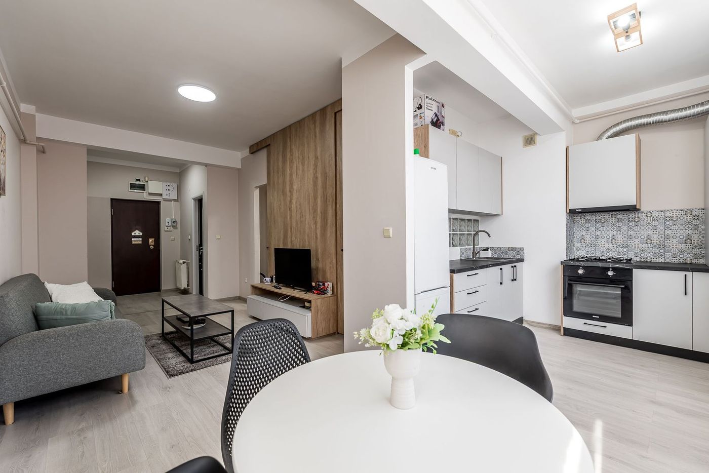 Apartament la cheie în complexul ARED UTA ideal pentru investiție - Imagine principala