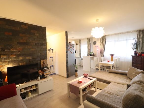Apartament 3 camere I Zona Avram Iancu I Floresti - Imagine principala